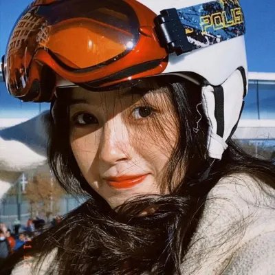 黄金公主：敌中突破